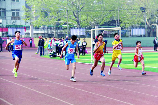 2019年山城区中小学生田径运动会开幕运动健儿奋力拼搏尽显青春活力